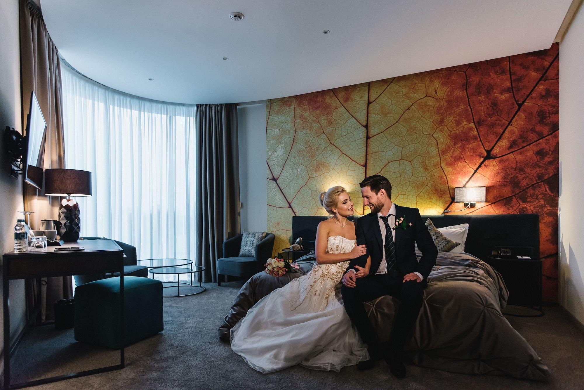 Noble Boutique Hotel Lutsʼk Exterior foto